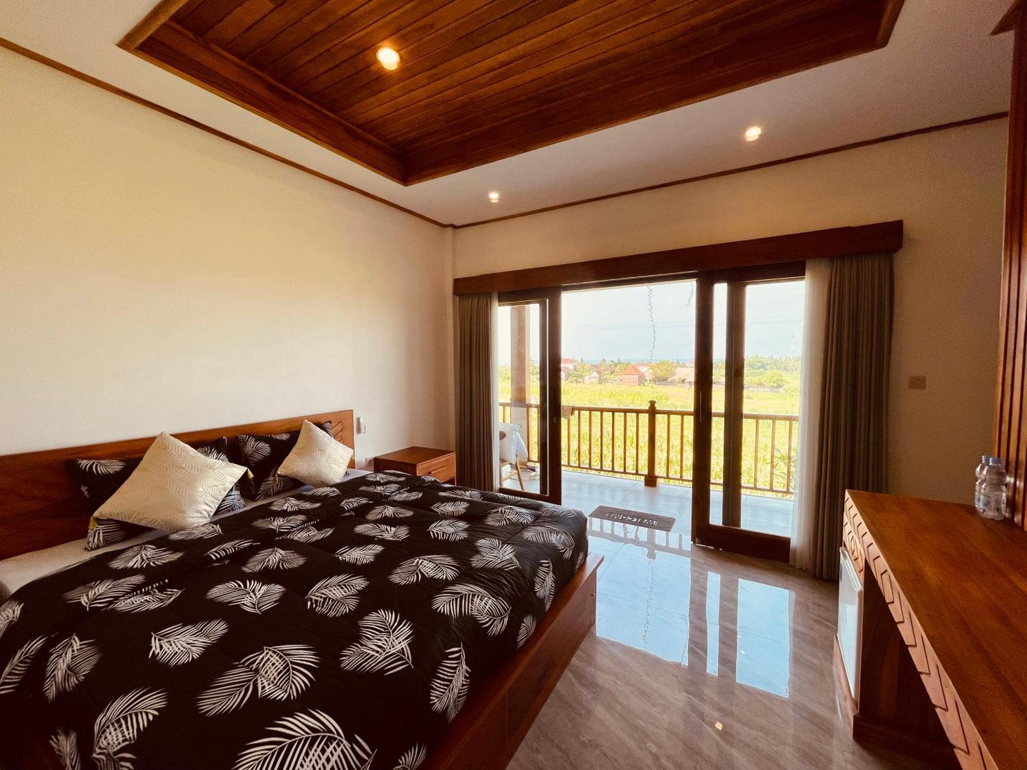 Surfers Villa Medewi Jembrana  Экстерьер фото
